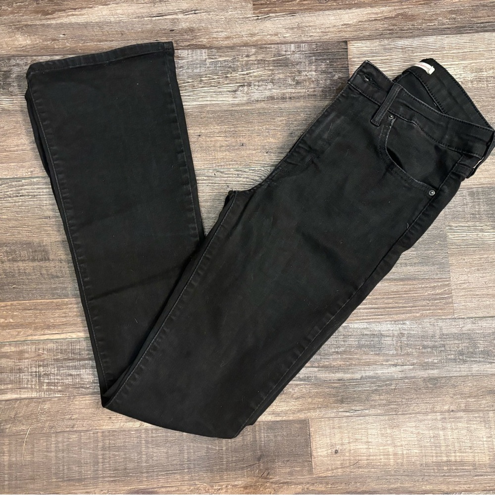 Levi’s Women’s 725 high rise bootcut black jeans 30X32